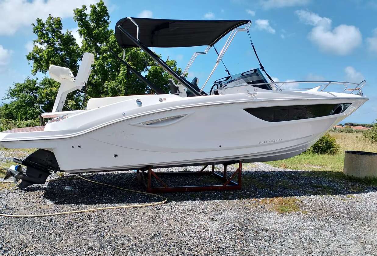 Sessa Key Largo 27